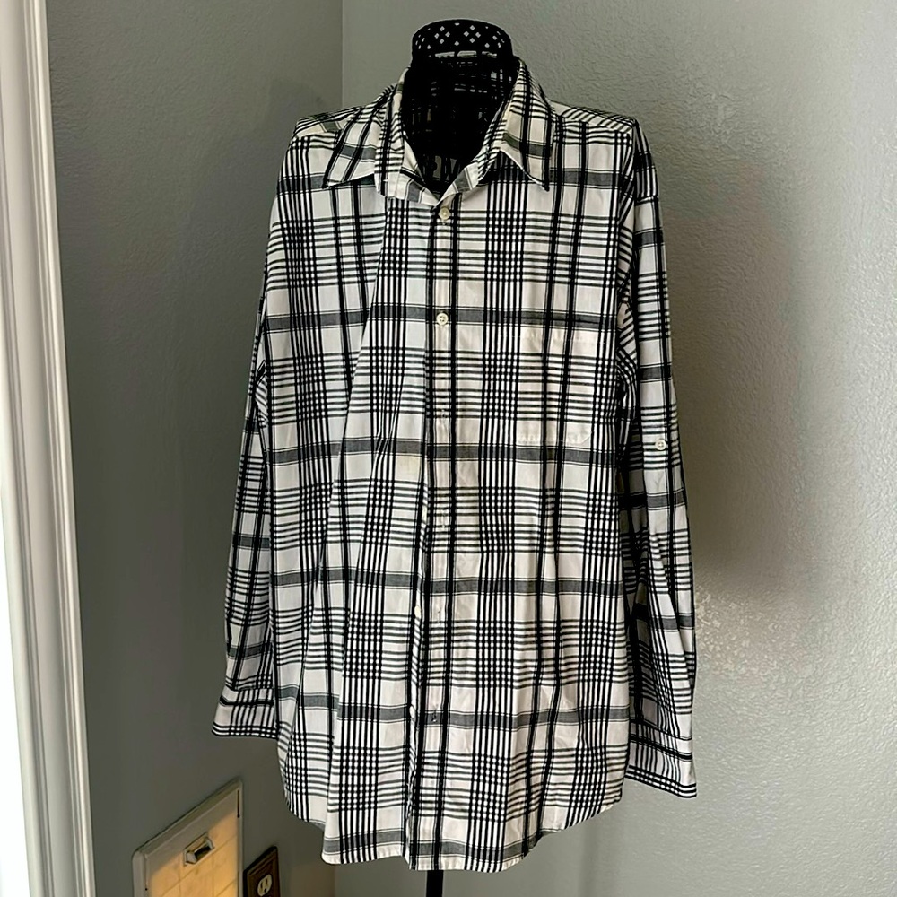 Men’s 2 XL long sleeve button up shirt